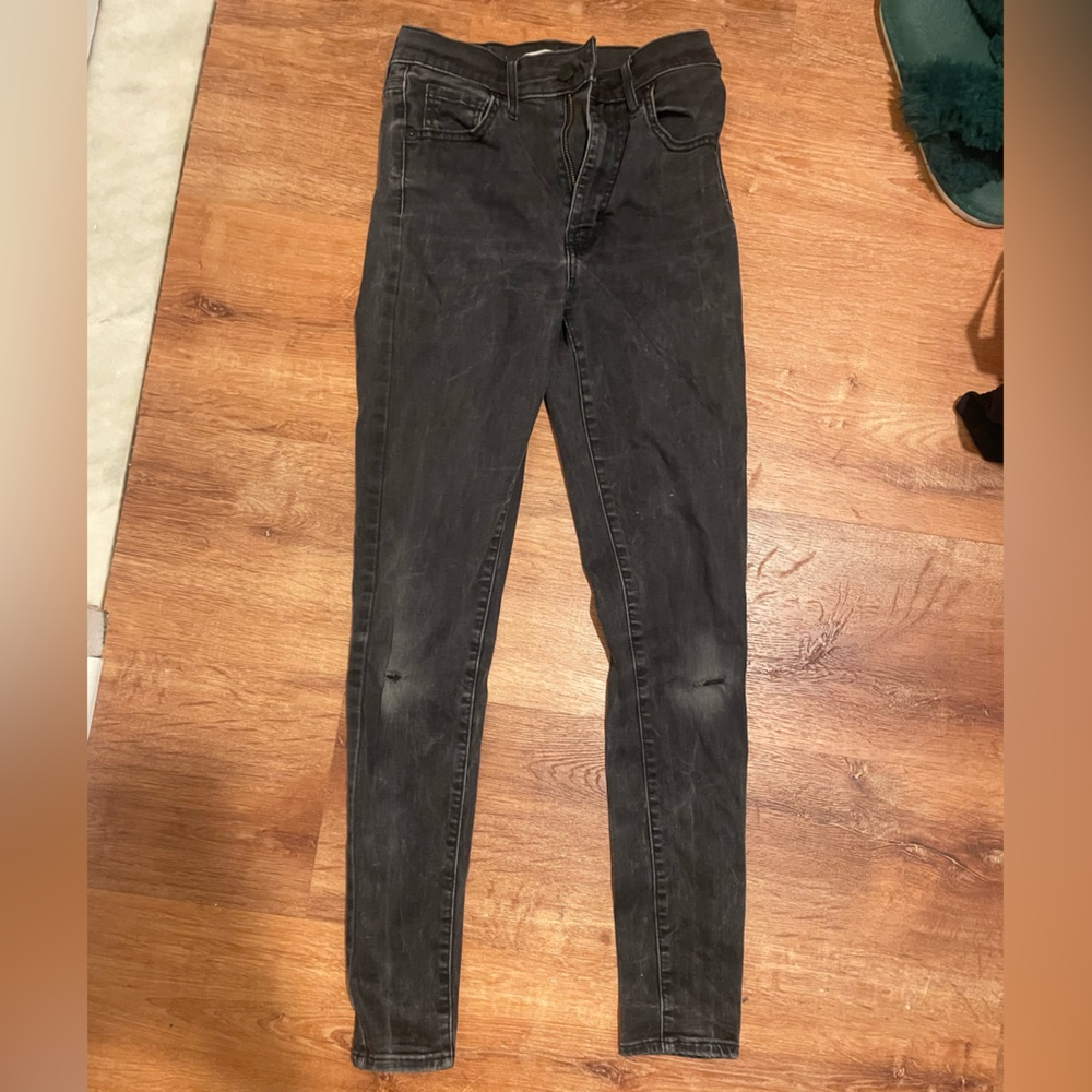 Mile High Super Skinny Levi’s Black Jeans
